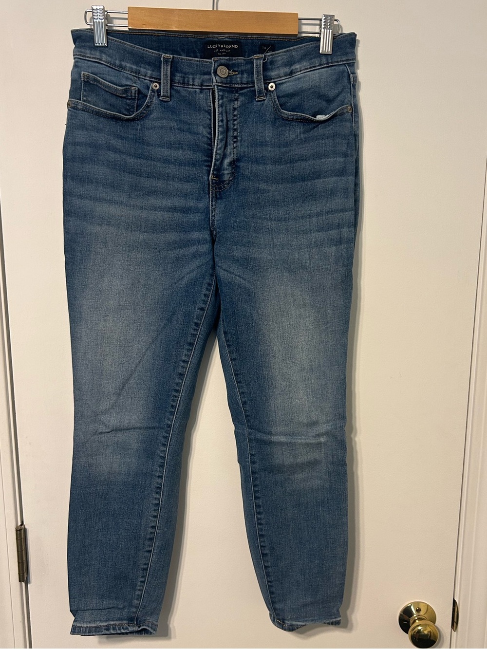 Lucky Brand Blue Ankle Cropped Jeans